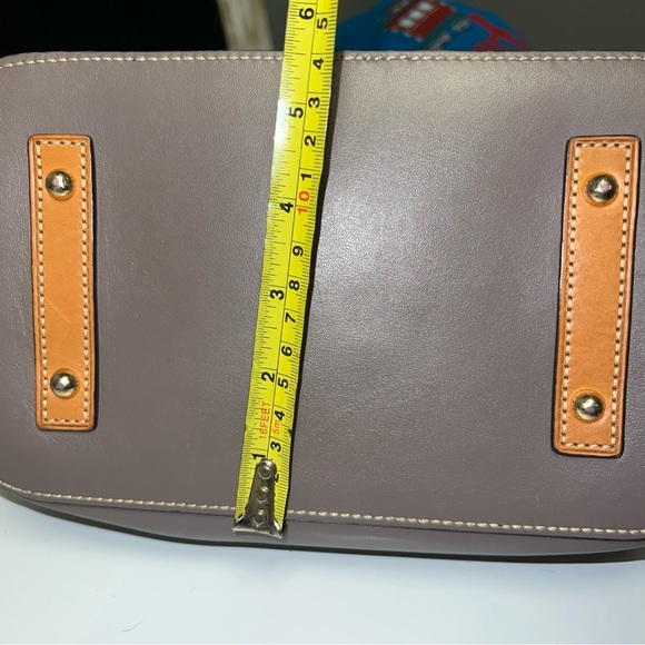 Dooney & Bourke Gray Crossbody Bag with Tan Accents - Picture 12 of 13